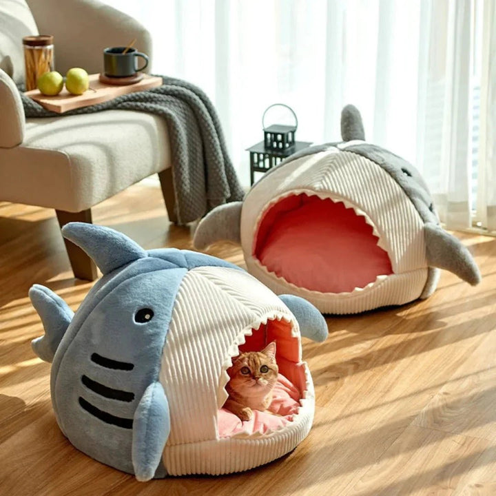 Luxury Plush Shark Pet Bed - GleeKart