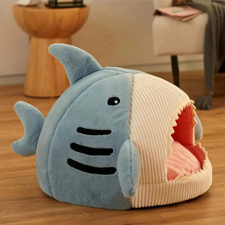 Luxury Plush Shark Pet Bed - GleeKart